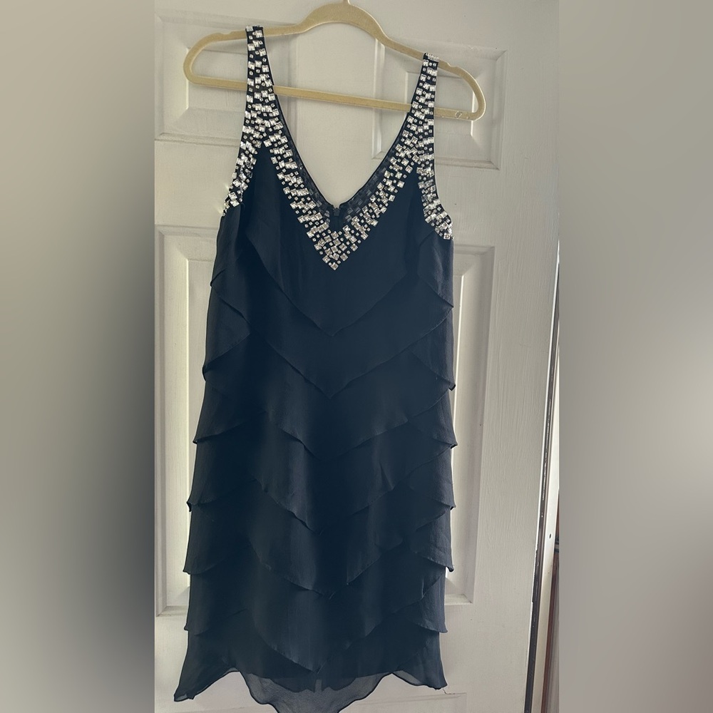 Mon Cheri Black Sleeveless V-Neck Tiered Cocktail Dress